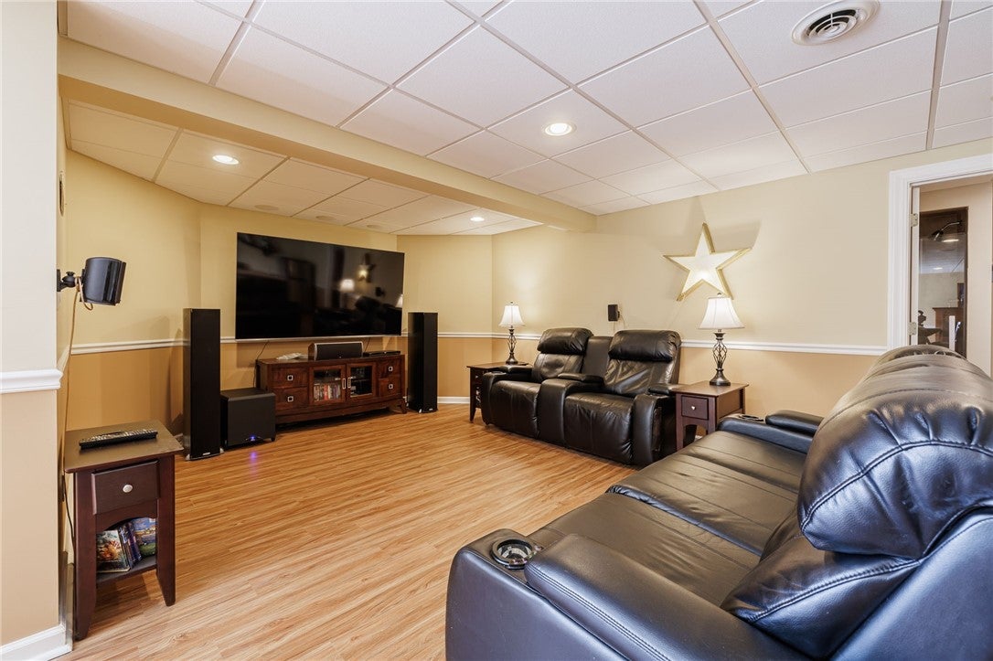 Webster, New York, 14580, United States, 4 Bedrooms Bedrooms, ,4 BathroomsBathrooms,Residential,Active,2041381