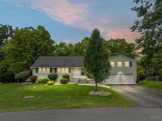 26 WHEATLEY CIRCLE, NEW HARTFORD, NY 13413 - Image 1