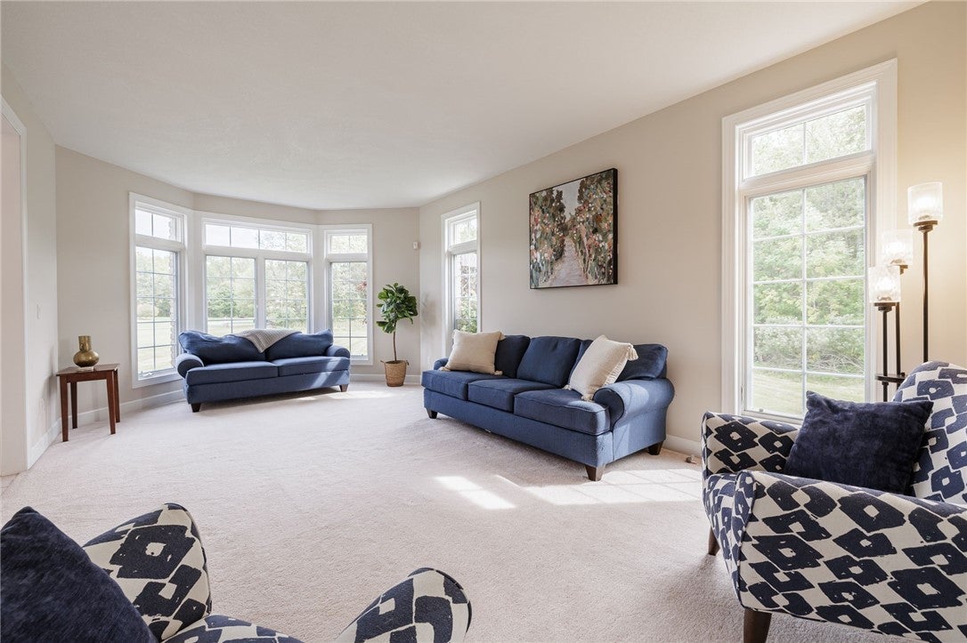 Webster, New York, 14580, United States, 4 Bedrooms Bedrooms, ,5 BathroomsBathrooms,Residential,Active,1953264