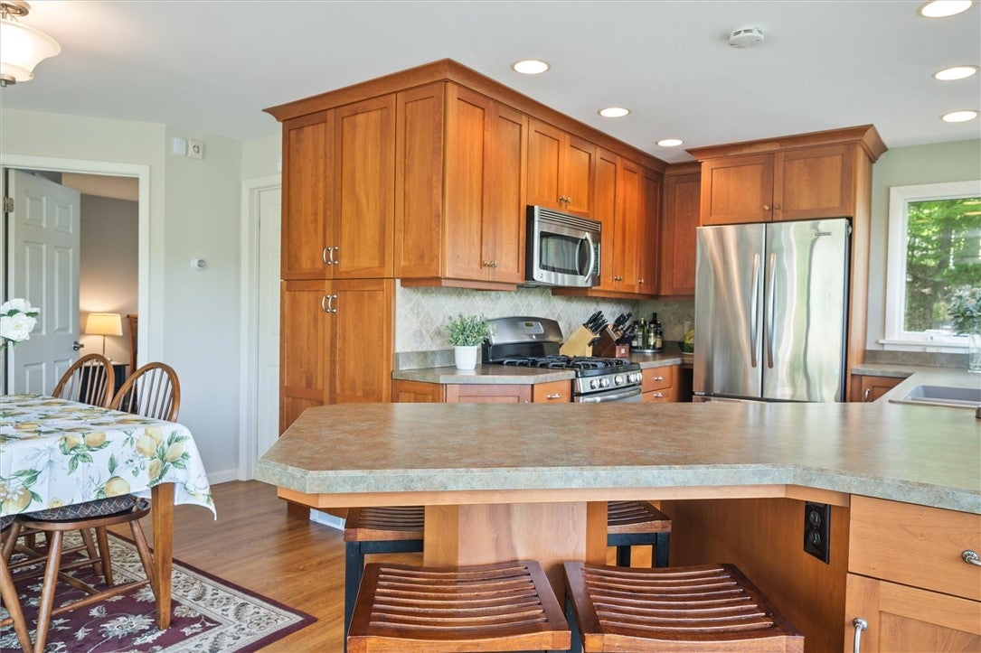Middlesex, New York, 14507, United States, 3 Bedrooms Bedrooms, ,3 BathroomsBathrooms,Residential,Pending,1905120