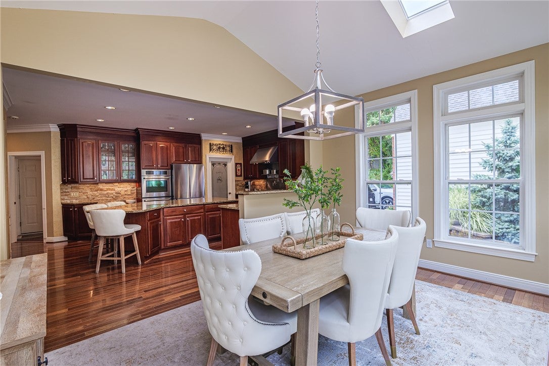 Victor, New York, 14564, United States, 5 Bedrooms Bedrooms, ,5 BathroomsBathrooms,Residential,Active,1926889