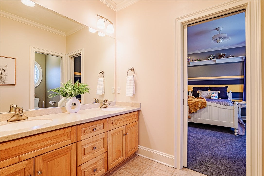 Victor, New York, 14564, United States, 5 Bedrooms Bedrooms, ,6 BathroomsBathrooms,Residential,Active,1919058