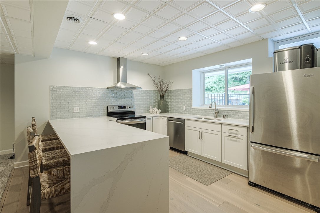 Victor, New York, 14564, United States, 5 Bedrooms Bedrooms, ,5 BathroomsBathrooms,Residential,Active,1926889