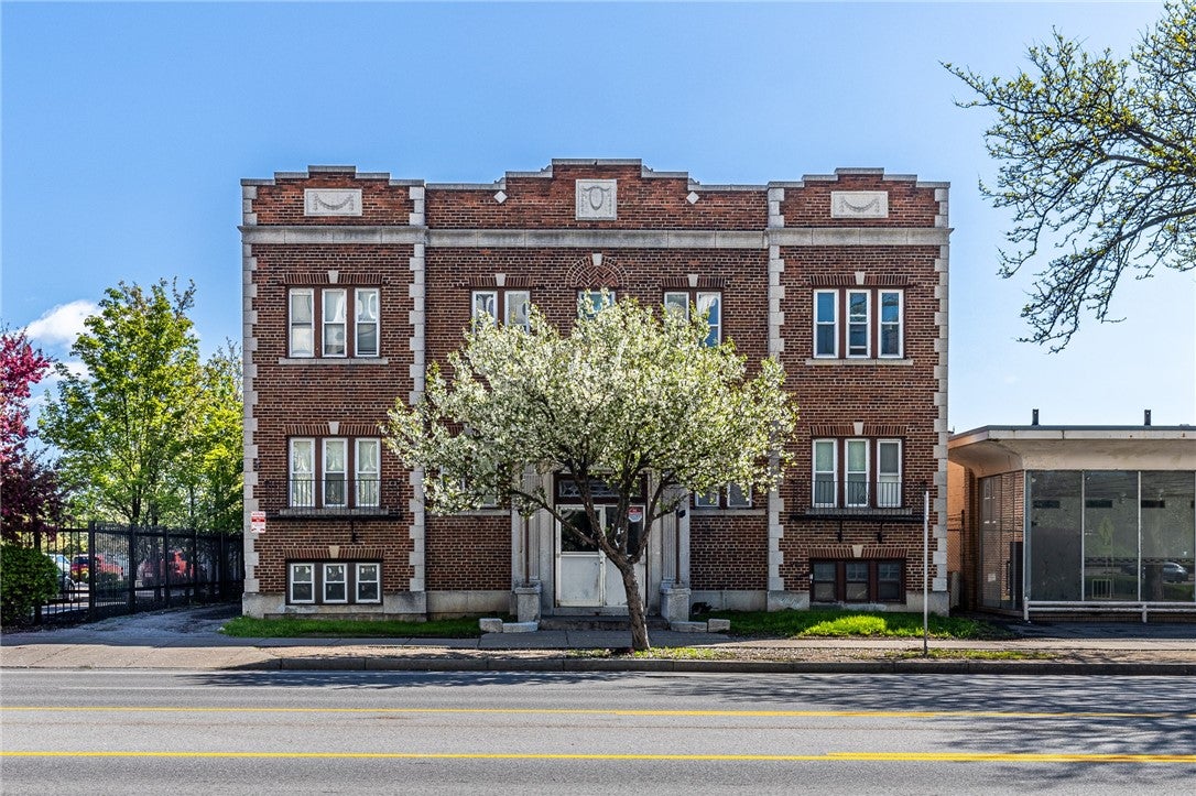 Rochester, New York, 14608, United States, 9 Bedrooms Bedrooms, ,Residential,Active,2045770