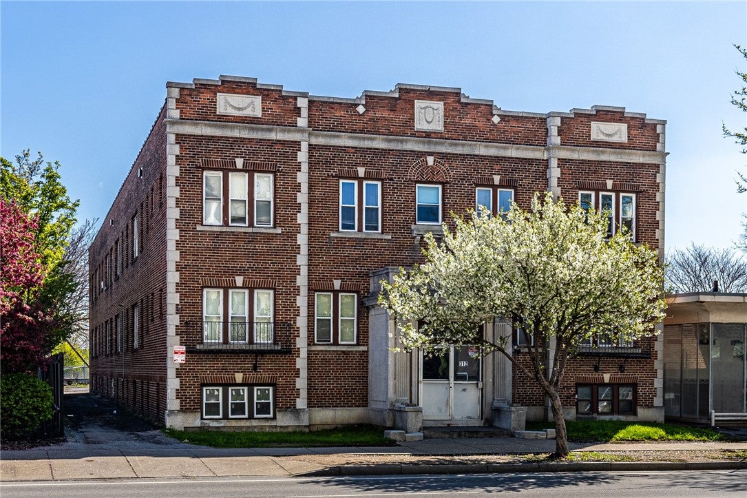 Rochester, New York, 14608, United States, 9 Bedrooms Bedrooms, ,Residential,Active,2045770