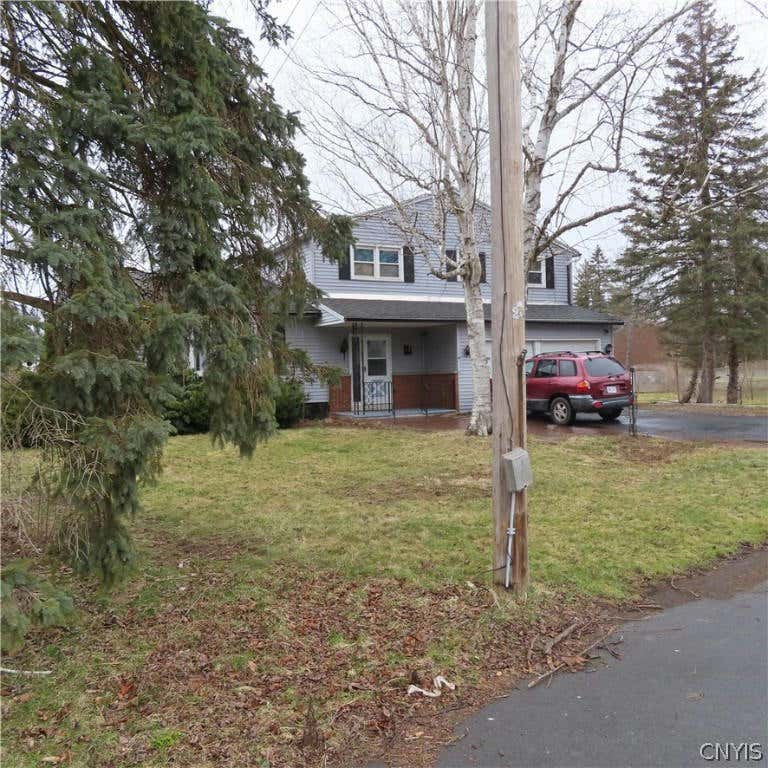 5423 LORETTA LN, CLAY, NY 13041, photo 1 of 2