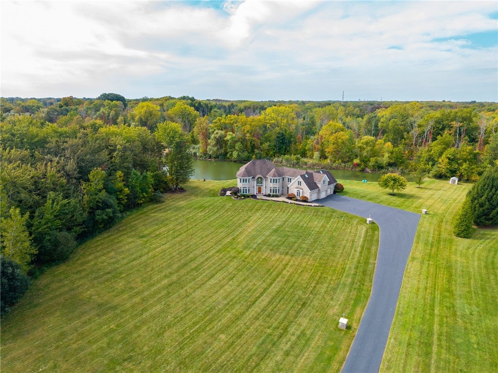 Webster, New York, 14580, United States, 4 Bedrooms Bedrooms, ,5 BathroomsBathrooms,Residential,Active,1953264