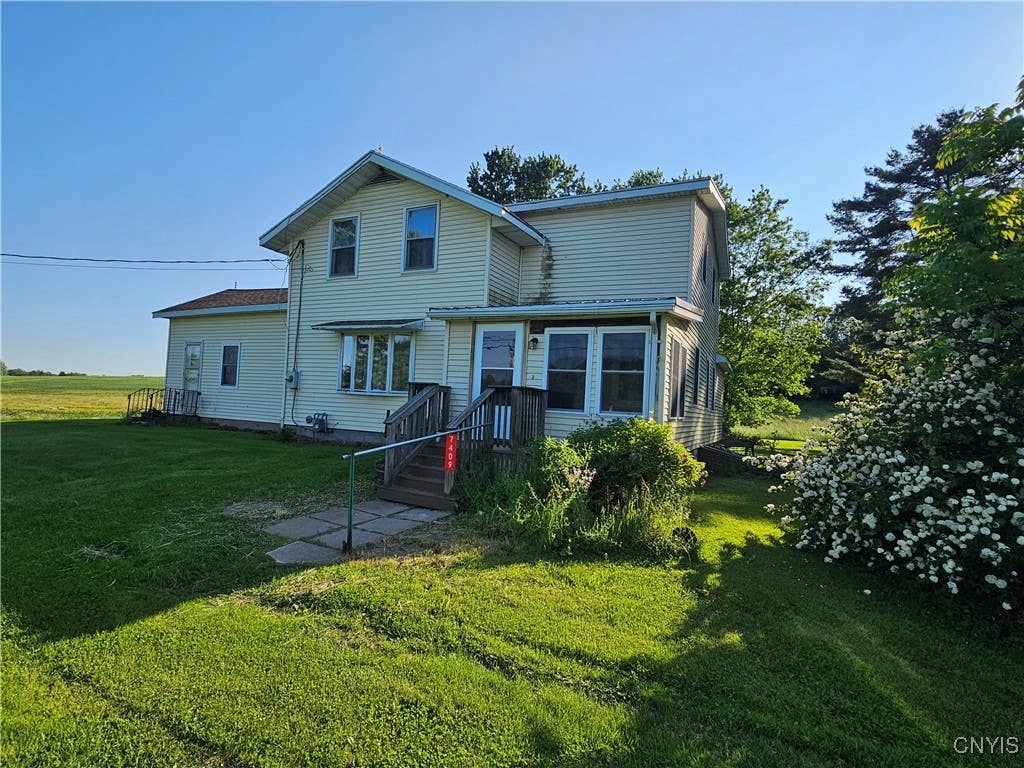 7409 Day Rd