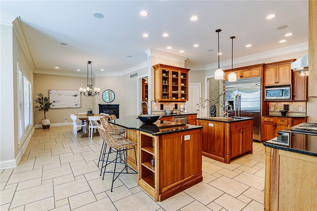 Victor, New York, 14564, United States, 5 Bedrooms Bedrooms, ,6 BathroomsBathrooms,Residential,Active,1919058