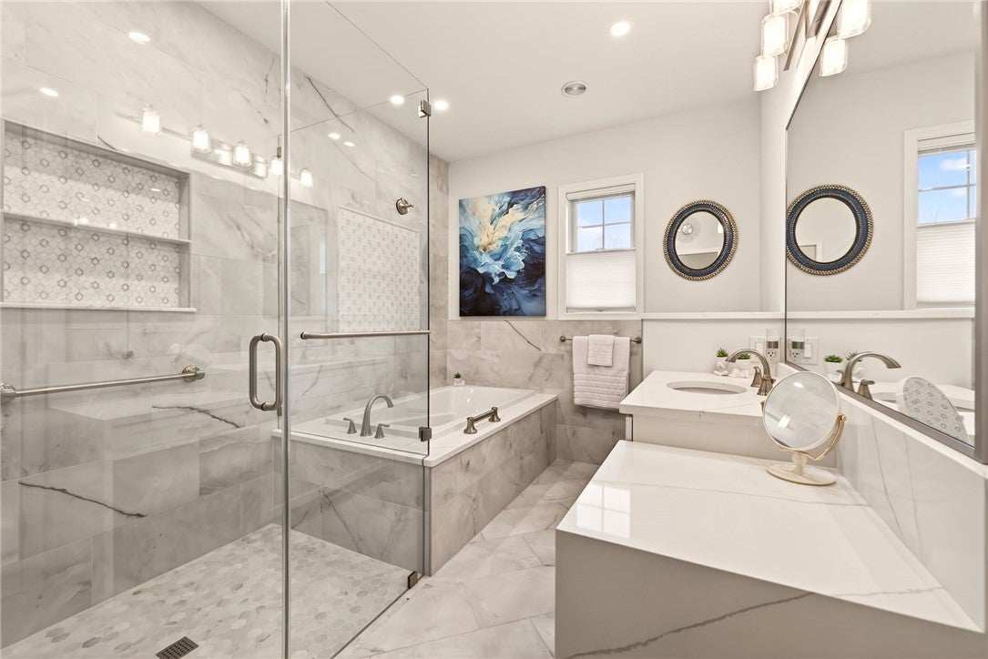 Webster, New York, 14580, United States, 7 Bedrooms Bedrooms, ,5 BathroomsBathrooms,Residential,Active,2030072