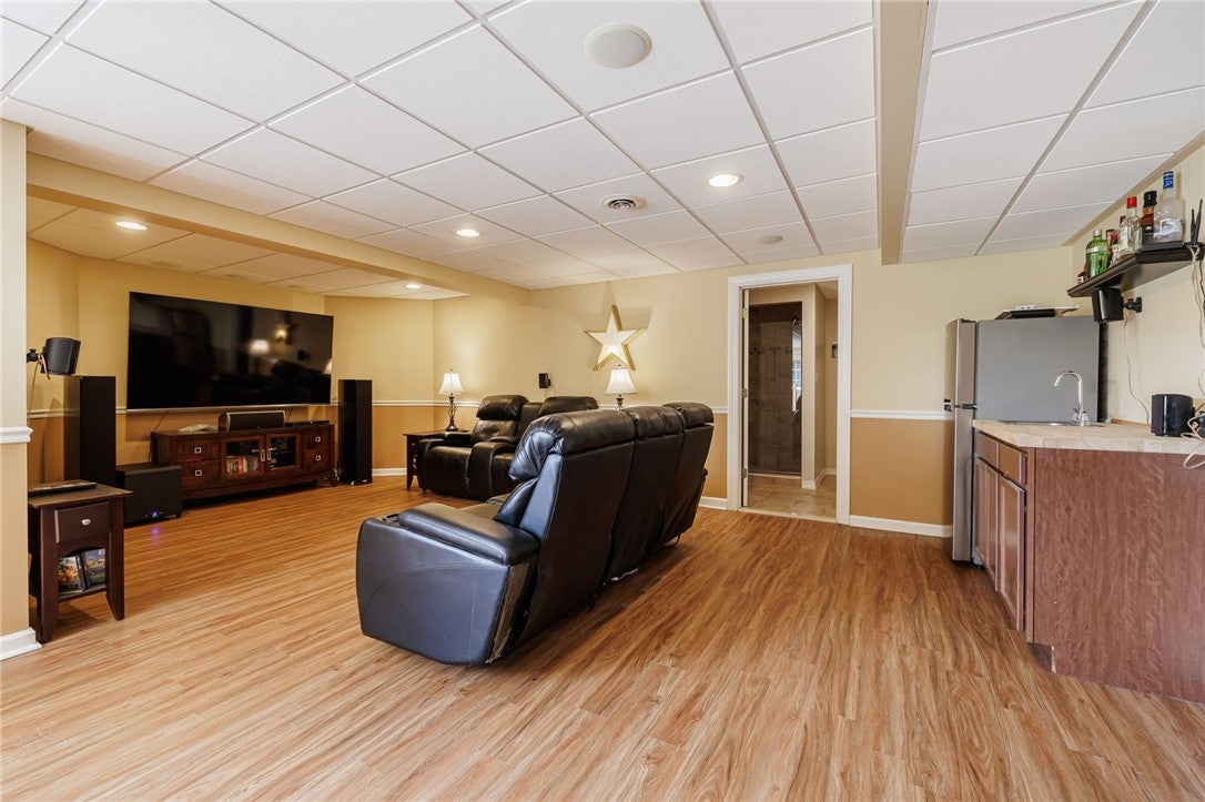 Webster, New York, 14580, United States, 4 Bedrooms Bedrooms, ,5 BathroomsBathrooms,Residential,Active,1953264