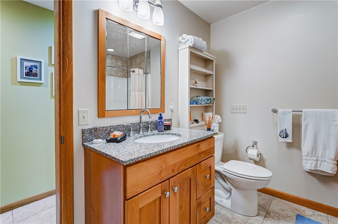 Hammondsport, New York, 14840, United States, 4 Bedrooms Bedrooms, ,5 BathroomsBathrooms,Residential,Active,1824033