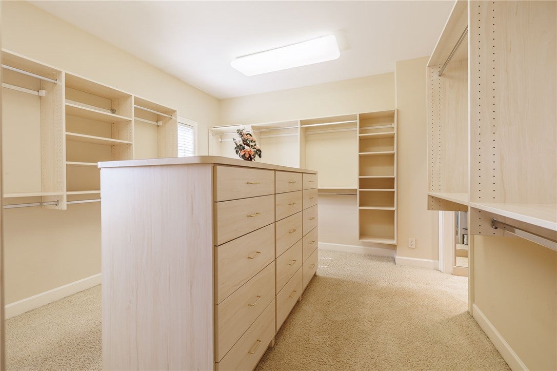 Rush, New York, 14543, United States, 4 Bedrooms Bedrooms, ,6 BathroomsBathrooms,Residential,Active,1905074