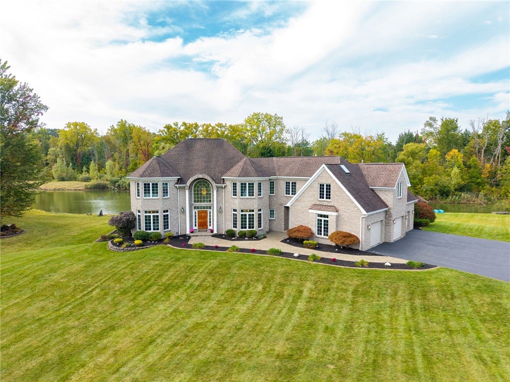 Webster, New York, 14580, United States, 4 Bedrooms Bedrooms, ,5 BathroomsBathrooms,Residential,Active,1953264