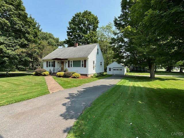 17 DWIGHT AVE, CLINTON, NY 13323, photo 1 of 26