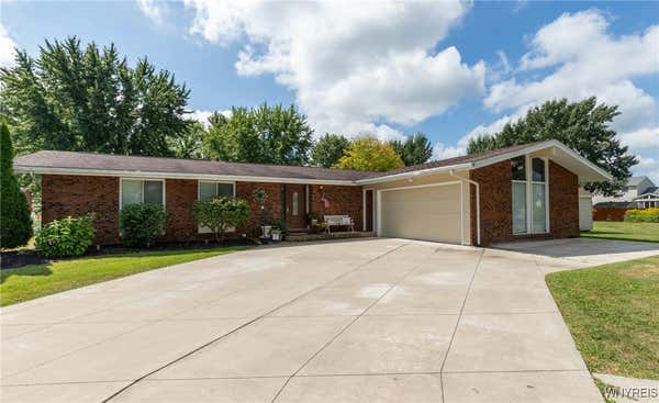 66 REGENCY CT, GRAND ISLAND, NY 14072 - Image 1