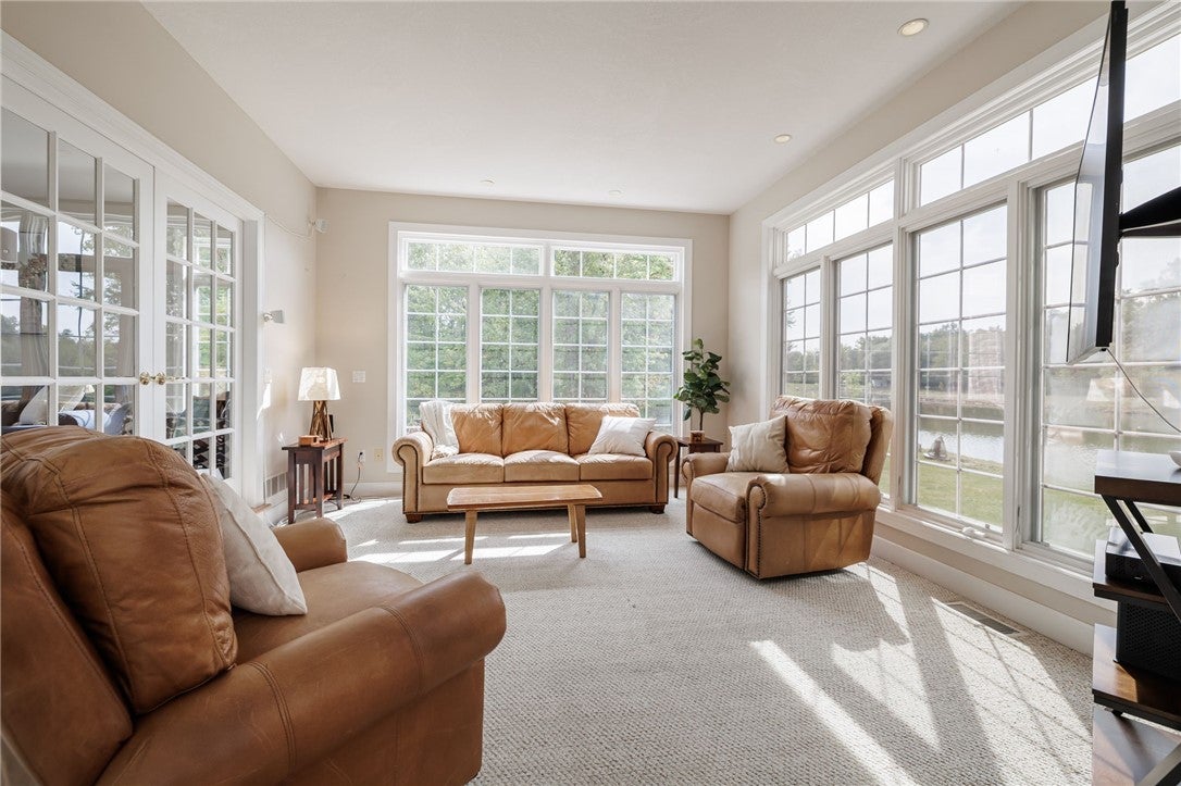 Webster, New York, 14580, United States, 4 Bedrooms Bedrooms, ,5 BathroomsBathrooms,Residential,Active,1953264