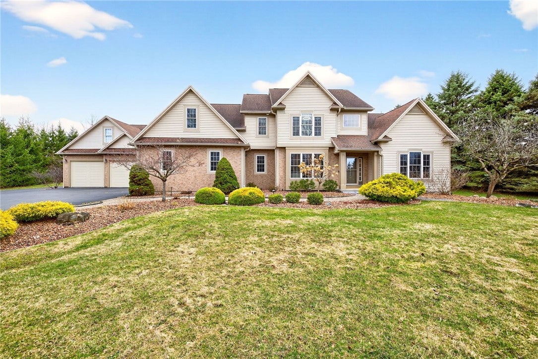 Webster, New York, 14580, United States, 7 Bedrooms Bedrooms, ,5 BathroomsBathrooms,Residential,Active,2030072