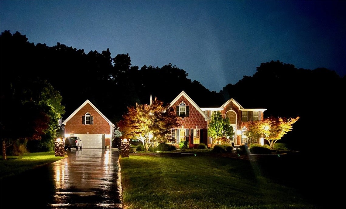 Victor, New York, 14564, United States, 5 Bedrooms Bedrooms, ,5 BathroomsBathrooms,Residential,Active,1926889