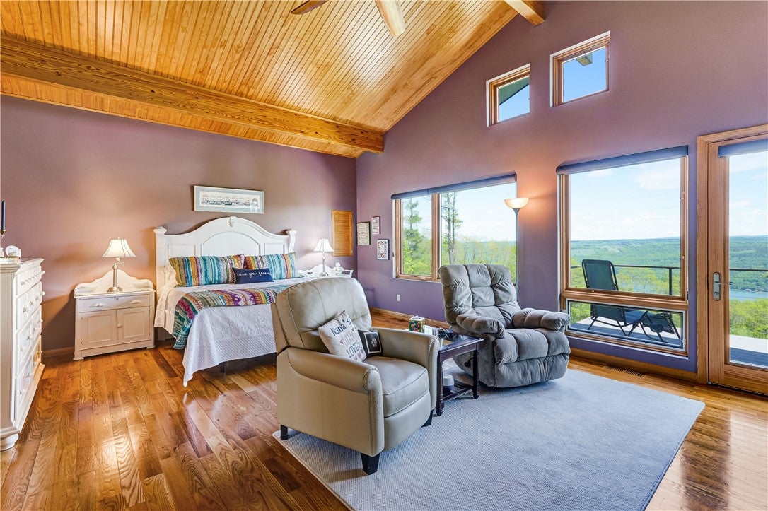 Hammondsport, New York, 14840, United States, 4 Bedrooms Bedrooms, ,5 BathroomsBathrooms,Residential,Active,1824033