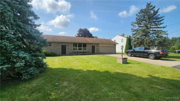 7025 COLONIAL DR, NIAGARA FALLS, NY 14305 - Image 1