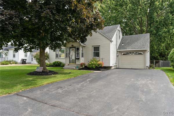 114 CHESTNUT HILL DR, LIVERPOOL, NY 13088 - Image 1