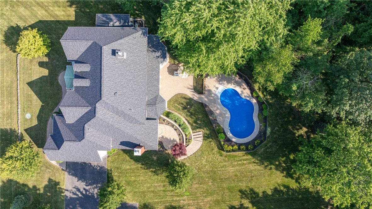 Fairport, New York, 14450, United States, 5 Bedrooms Bedrooms, ,5 BathroomsBathrooms,Residential,Active,1951817