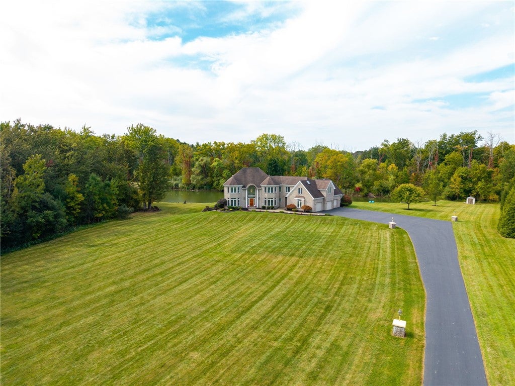 Webster, New York, 14580, United States, 4 Bedrooms Bedrooms, ,5 BathroomsBathrooms,Residential,Active,1953264