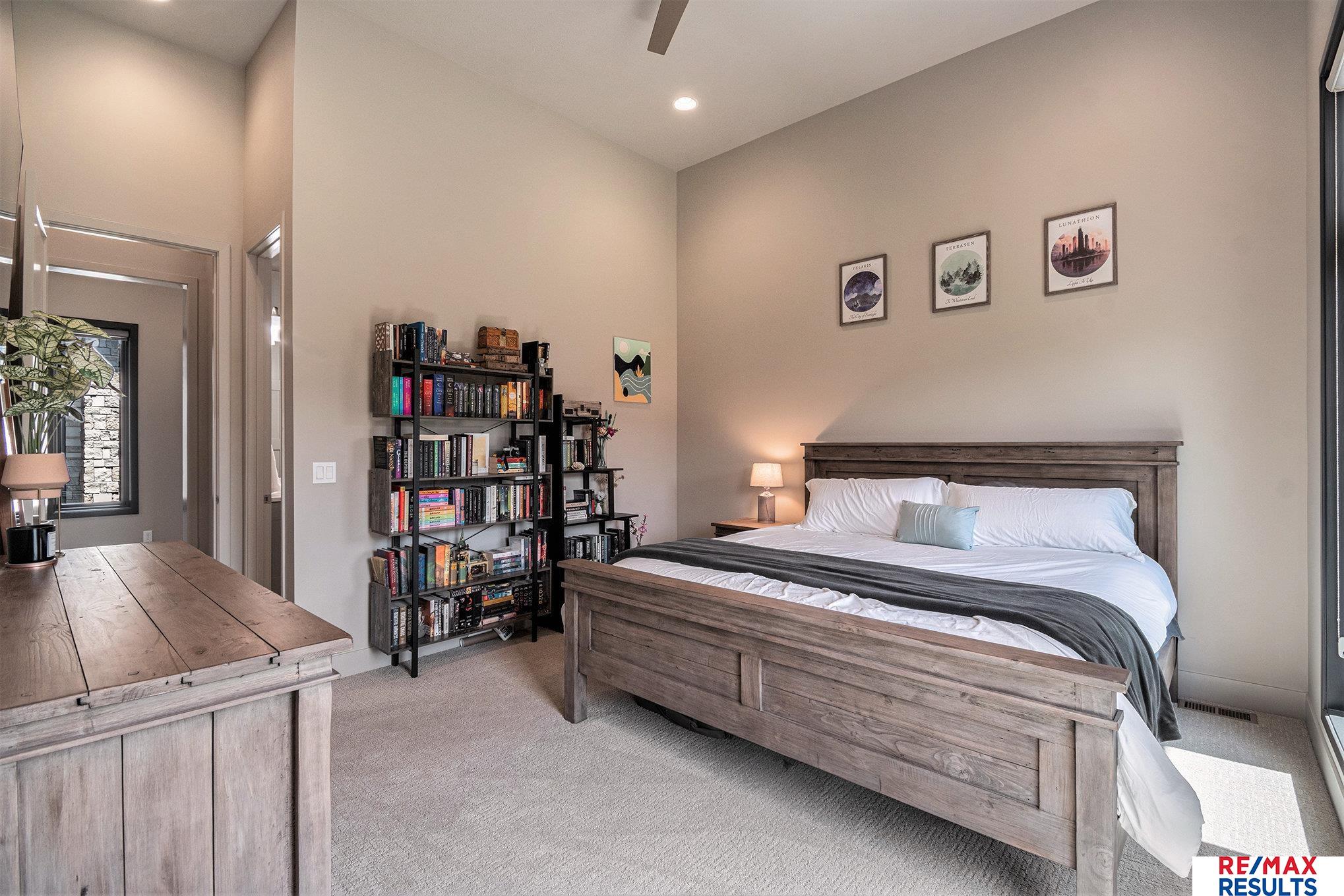 Elkhorn, Nebraska, 68022, United States, 5 Bedrooms Bedrooms, ,7 BathroomsBathrooms,Residential,Pending,1953673