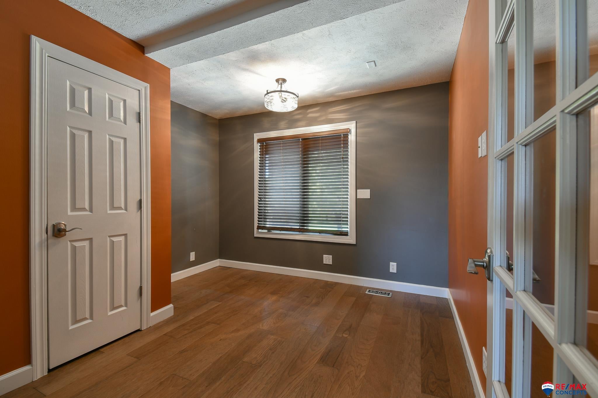 Lincoln, Nebraska, 68523, United States, 5 Bedrooms Bedrooms, ,5 BathroomsBathrooms,Residential,Active,1884993