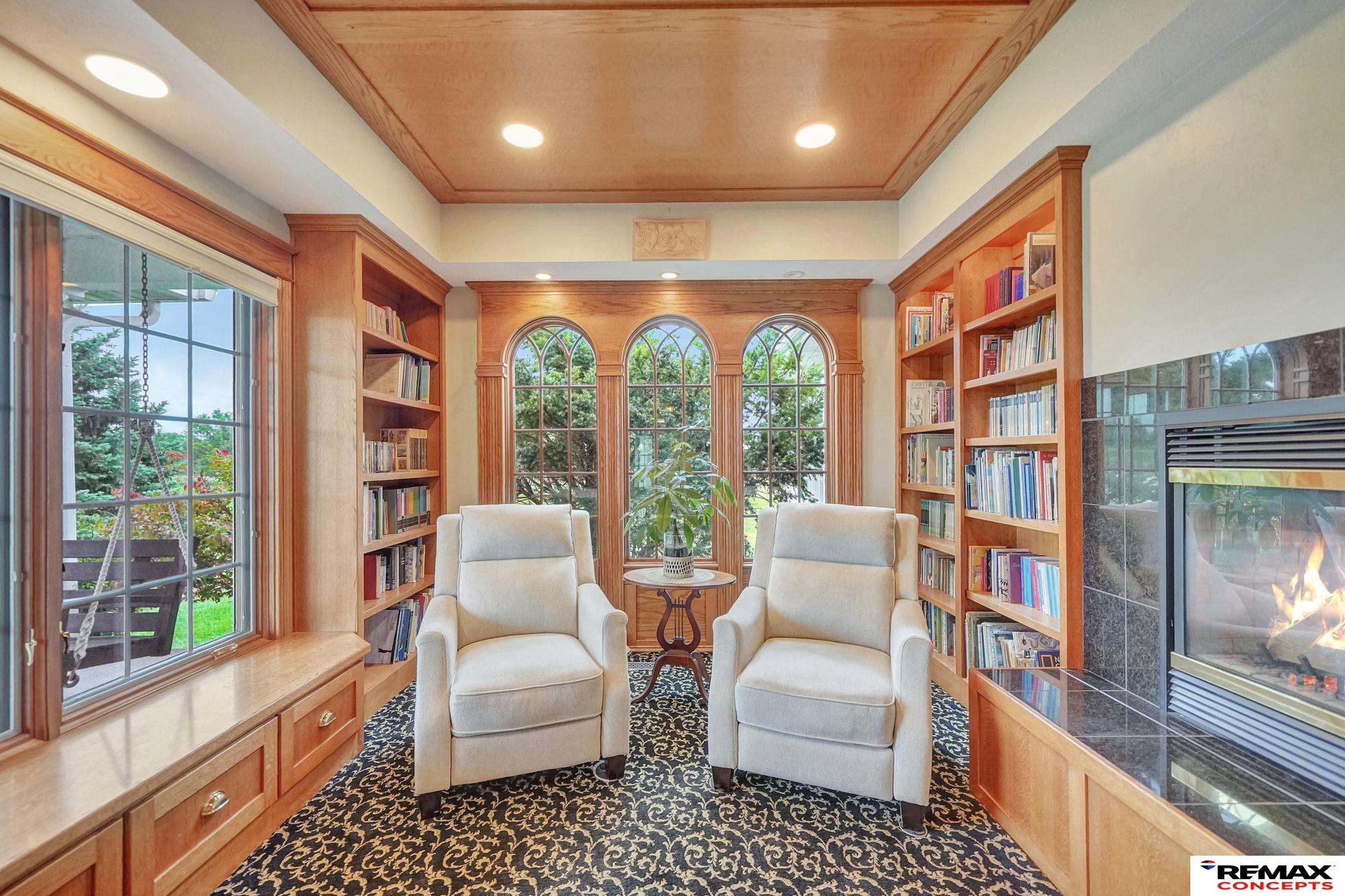 Roca, Nebraska, 68430, United States, 7 Bedrooms Bedrooms, ,4 BathroomsBathrooms,Residential,Active,1954025