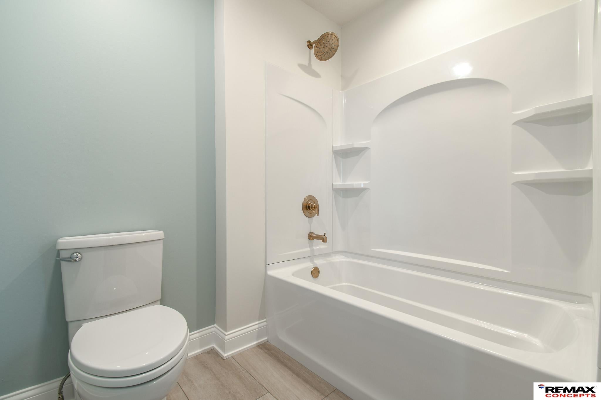 Denton, Nebraska, 68339, United States, 4 Bedrooms Bedrooms, ,5 BathroomsBathrooms,Residential,Active,1993967