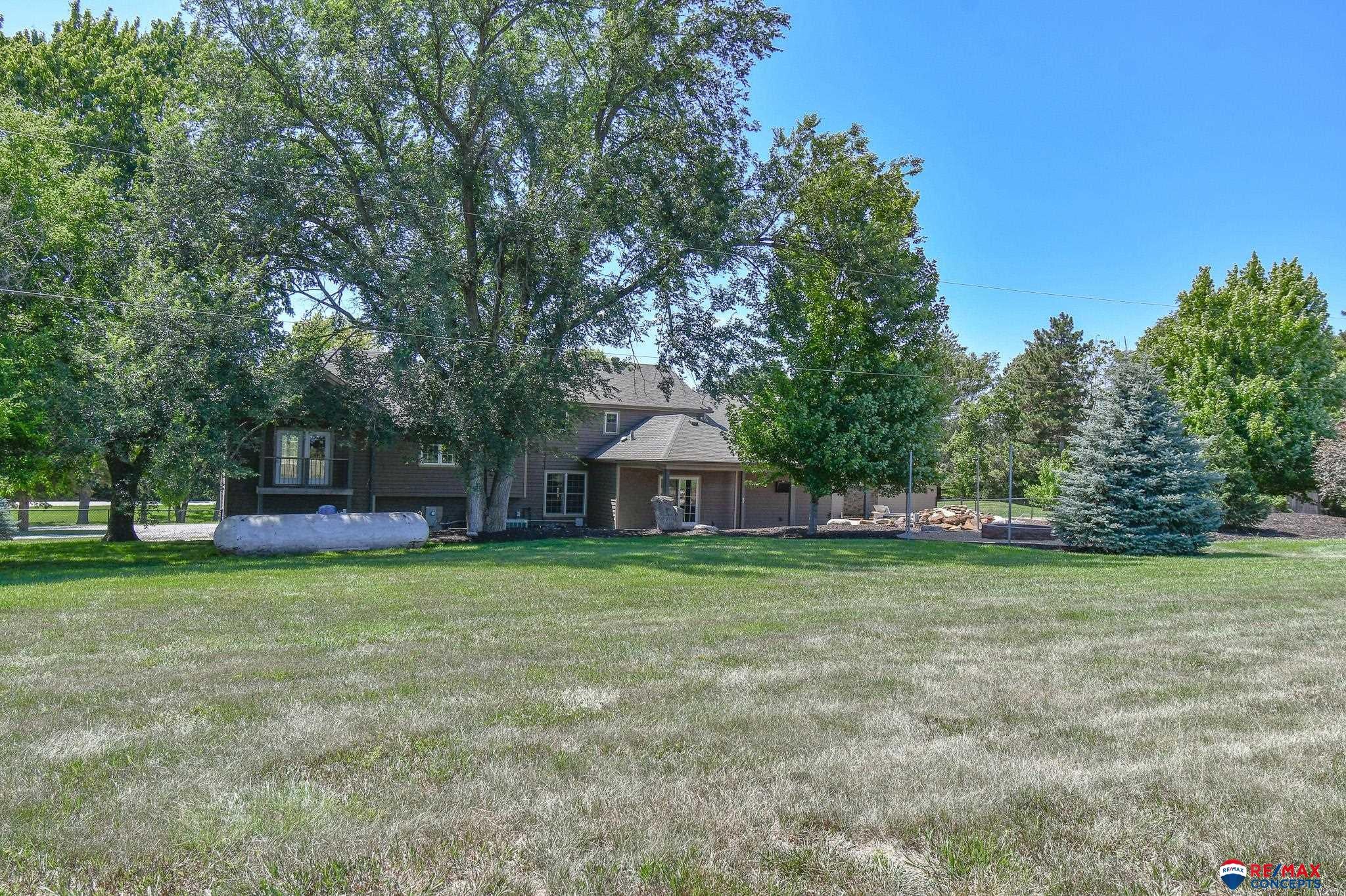 Lincoln, Nebraska, 68523, United States, 5 Bedrooms Bedrooms, ,5 BathroomsBathrooms,Residential,Active,1884993