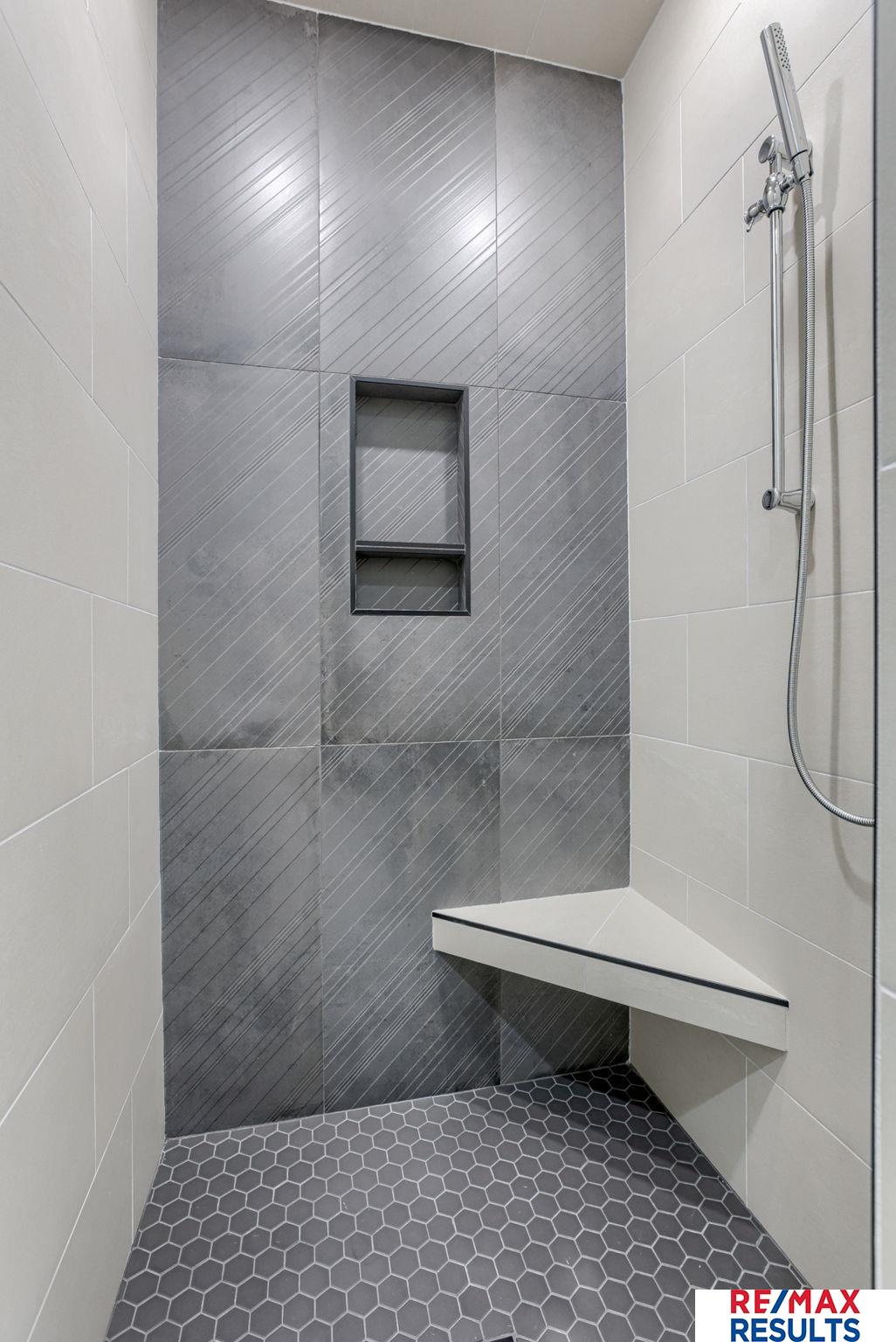 Omaha, Nebraska, 68022, United States, 5 Bedrooms Bedrooms, ,5 BathroomsBathrooms,Residential,Active,2008923