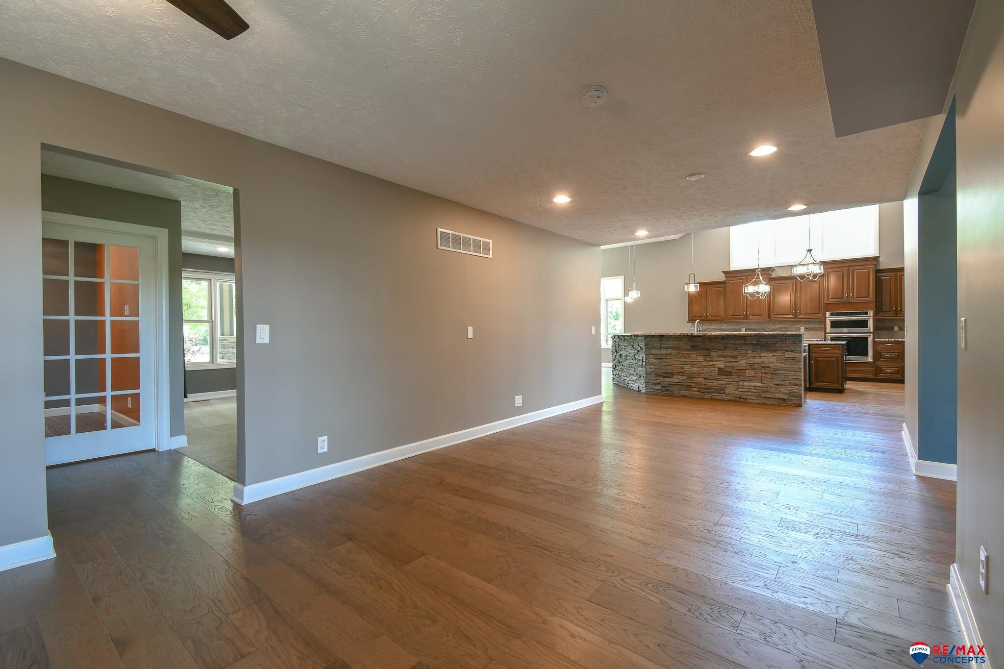 Lincoln, Nebraska, 68523, United States, 5 Bedrooms Bedrooms, ,5 BathroomsBathrooms,Residential,Active,1884993