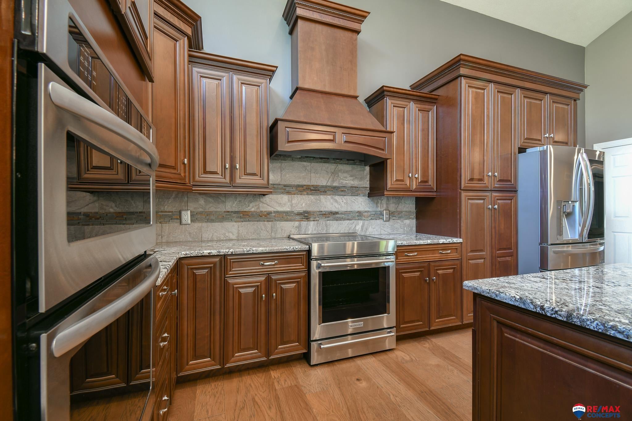 Lincoln, Nebraska, 68523, United States, 5 Bedrooms Bedrooms, ,5 BathroomsBathrooms,Residential,Active,1884993