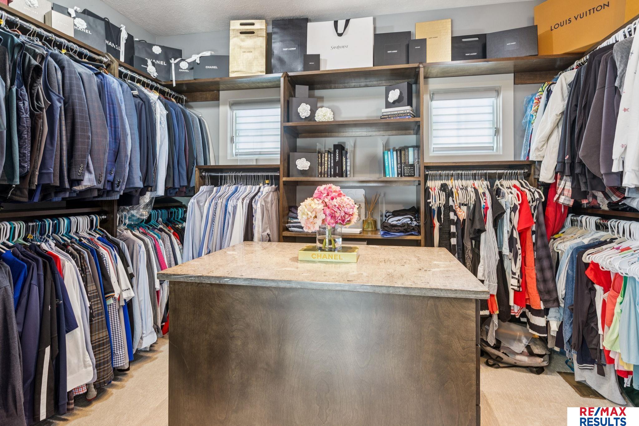 Omaha, Nebraska, 68022, United States, 5 Bedrooms Bedrooms, ,5 BathroomsBathrooms,Residential,Active,1965857