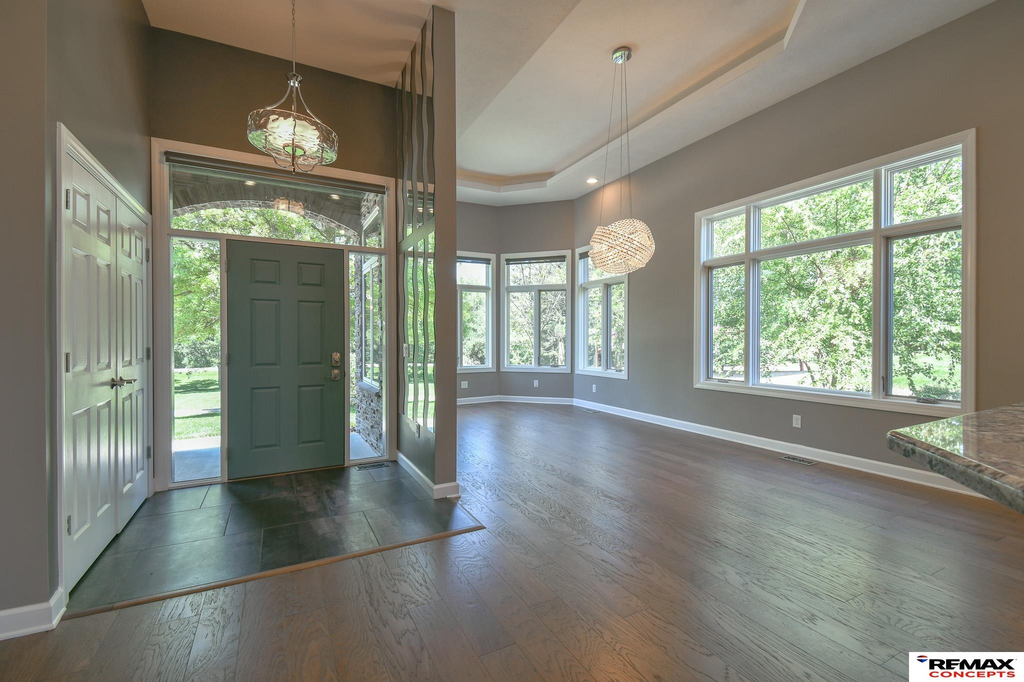 Lincoln, Nebraska, 68523, United States, 5 Bedrooms Bedrooms, ,5 BathroomsBathrooms,Residential,Active,1884993