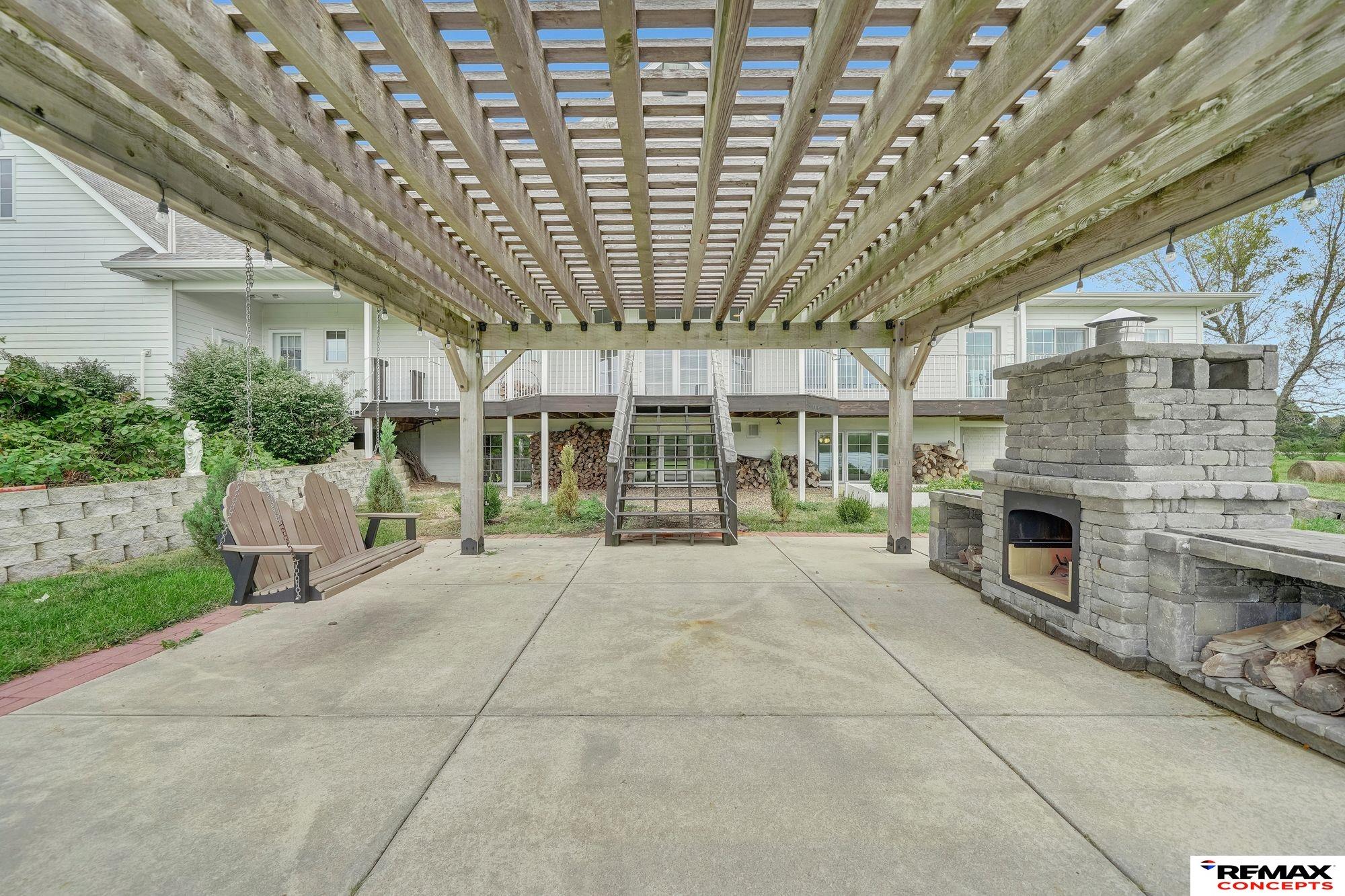 Roca, Nebraska, 68430, United States, 7 Bedrooms Bedrooms, ,4 BathroomsBathrooms,Residential,Active,1954025