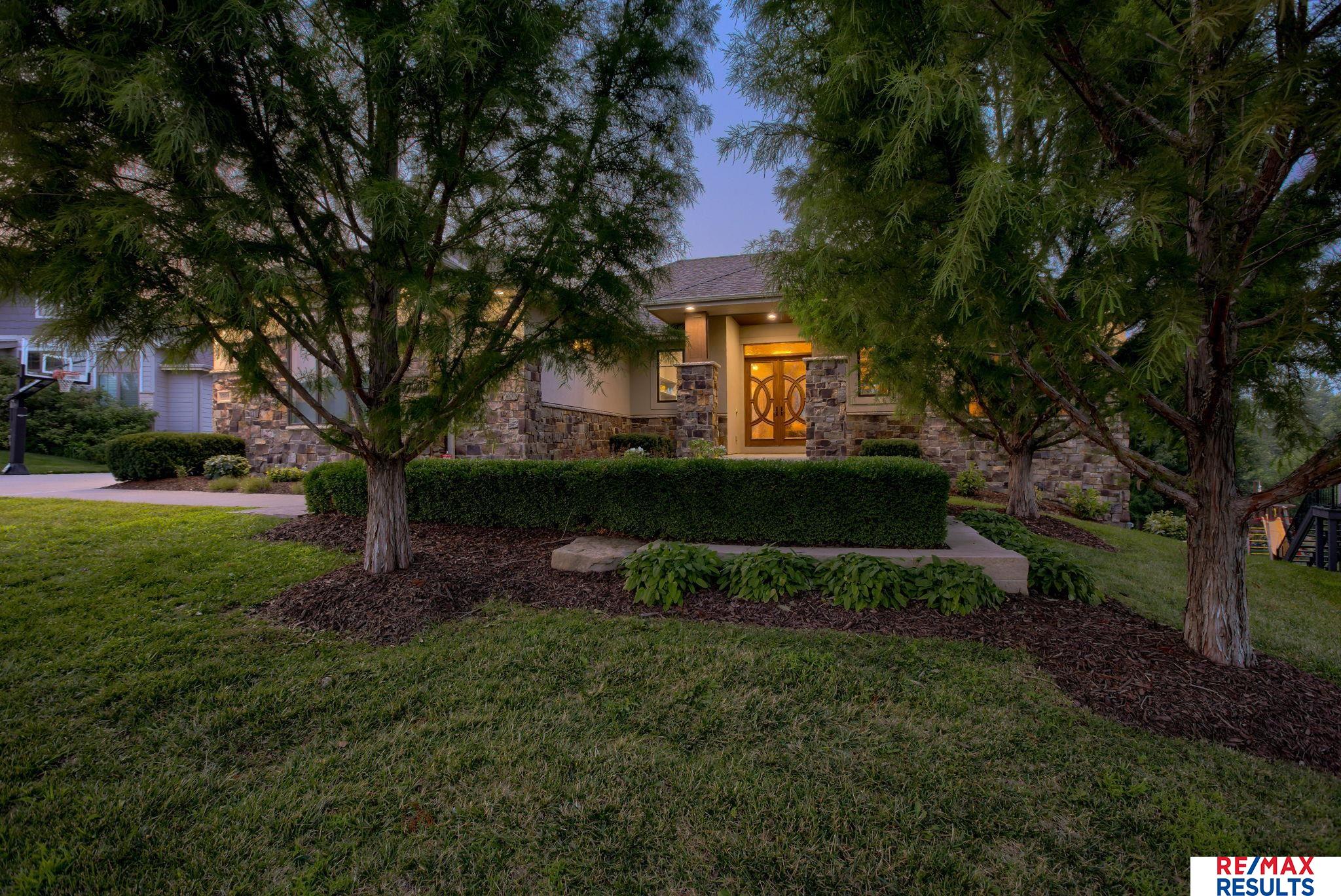 Omaha, Nebraska, 68022, United States, 5 Bedrooms Bedrooms, ,4 BathroomsBathrooms,Residential,Active,1905352