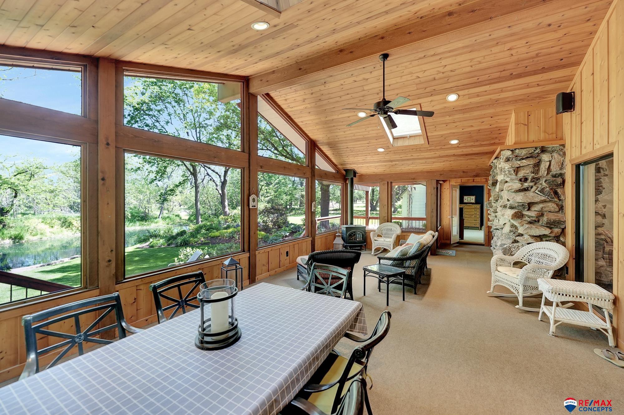 Lincoln, Nebraska, 68520, United States, 3 Bedrooms Bedrooms, ,5 BathroomsBathrooms,Residential,Active,1820460