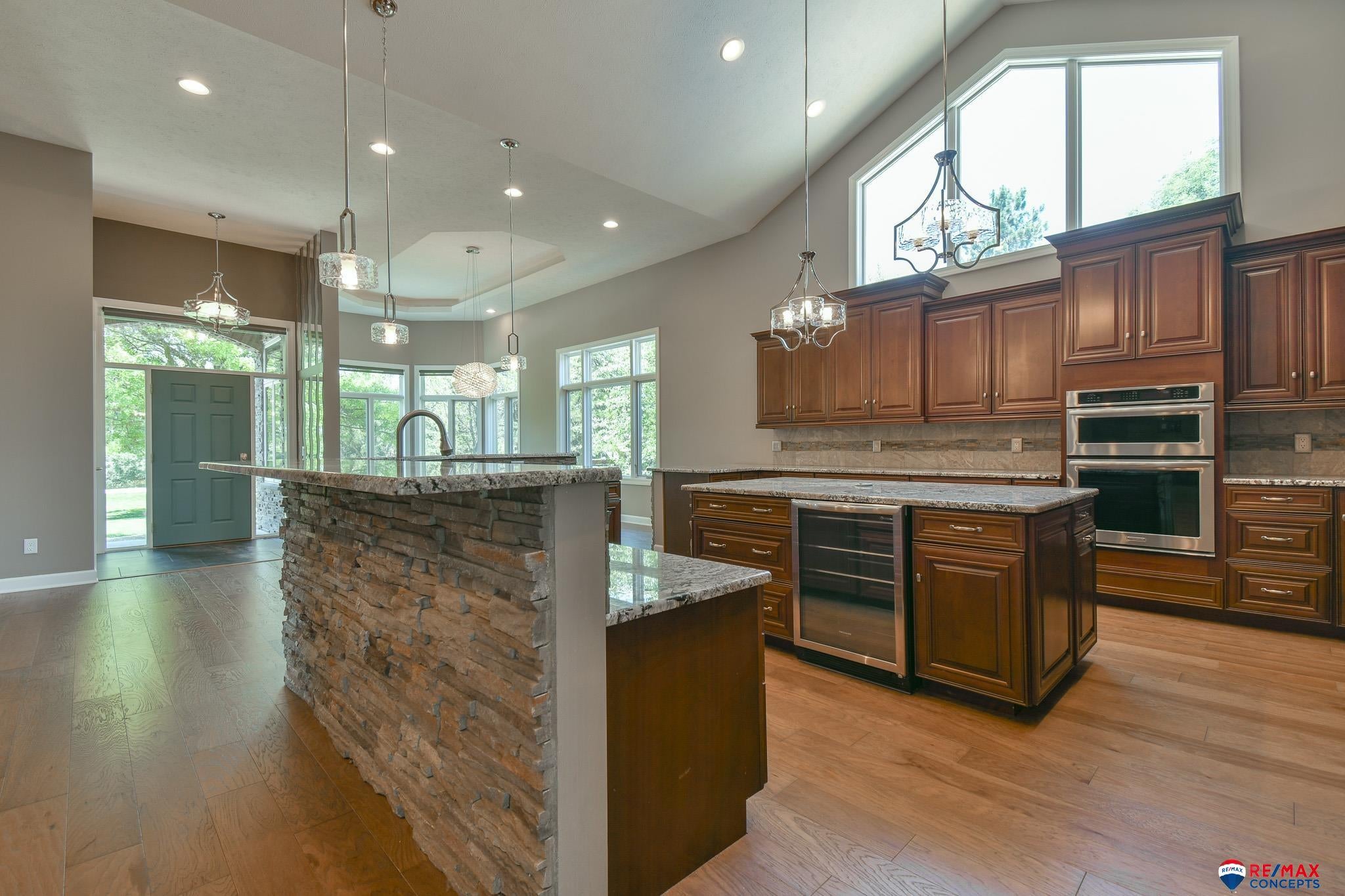 Lincoln, Nebraska, 68523, United States, 5 Bedrooms Bedrooms, ,5 BathroomsBathrooms,Residential,Active,1884993