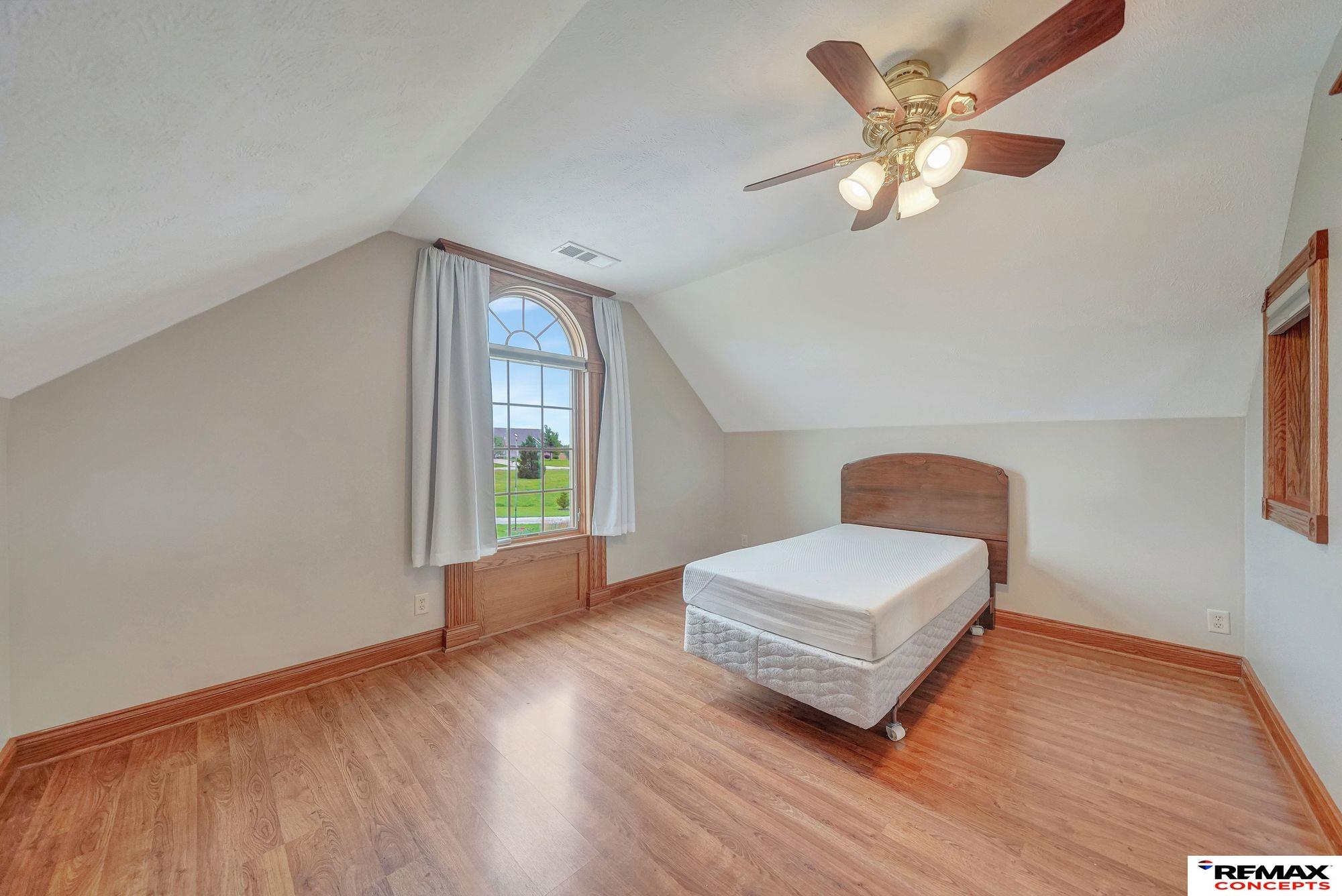 Roca, Nebraska, 68430, United States, 7 Bedrooms Bedrooms, ,4 BathroomsBathrooms,Residential,Active,1954025