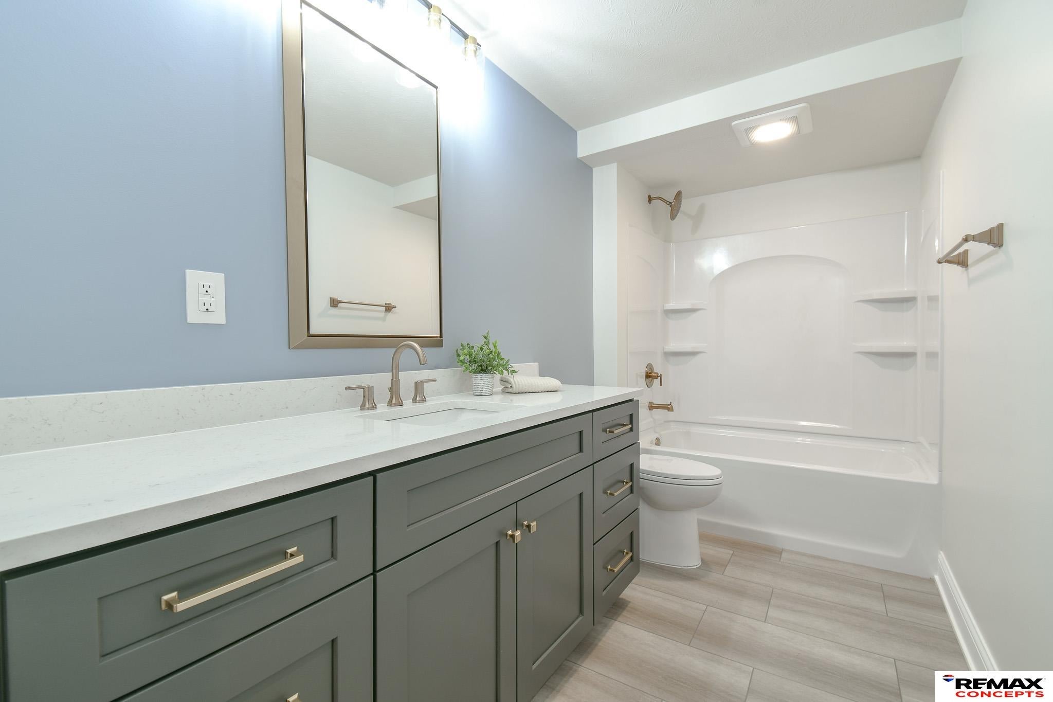 Denton, Nebraska, 68339, United States, 4 Bedrooms Bedrooms, ,5 BathroomsBathrooms,Residential,Active,1993967