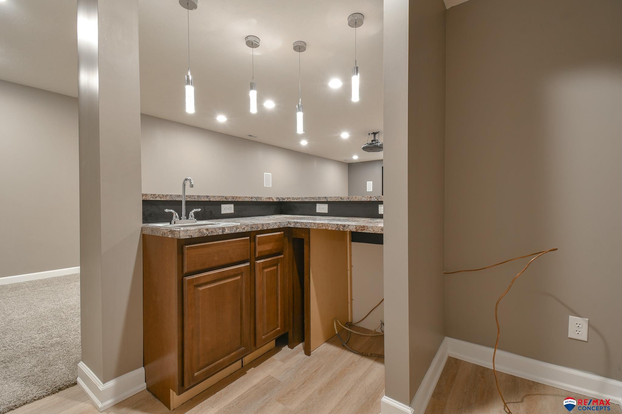 Lincoln, Nebraska, 68523, United States, 5 Bedrooms Bedrooms, ,5 BathroomsBathrooms,Residential,Active,1884993