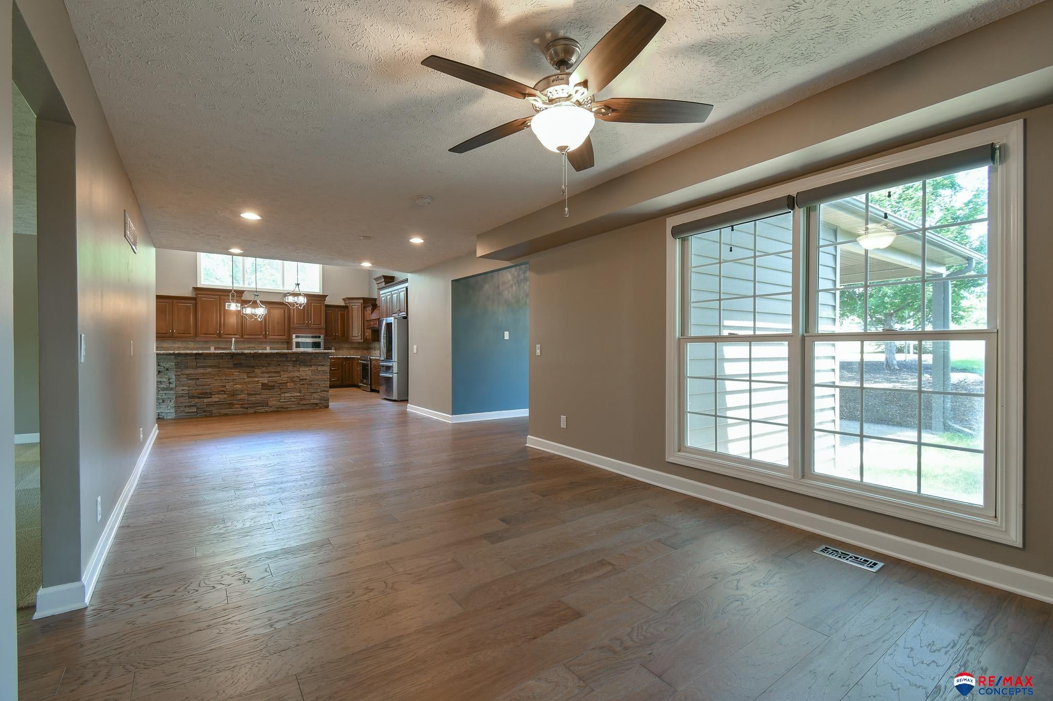 Lincoln, Nebraska, 68523, United States, 5 Bedrooms Bedrooms, ,5 BathroomsBathrooms,Residential,Active,1884993