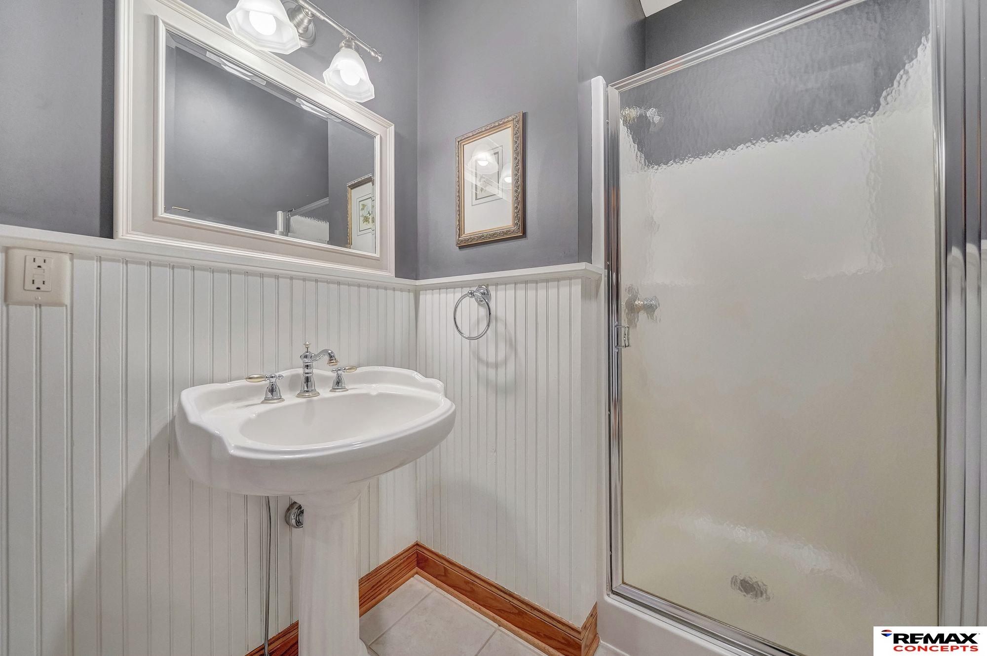 Roca, Nebraska, 68430, United States, 7 Bedrooms Bedrooms, ,4 BathroomsBathrooms,Residential,Active,1954025