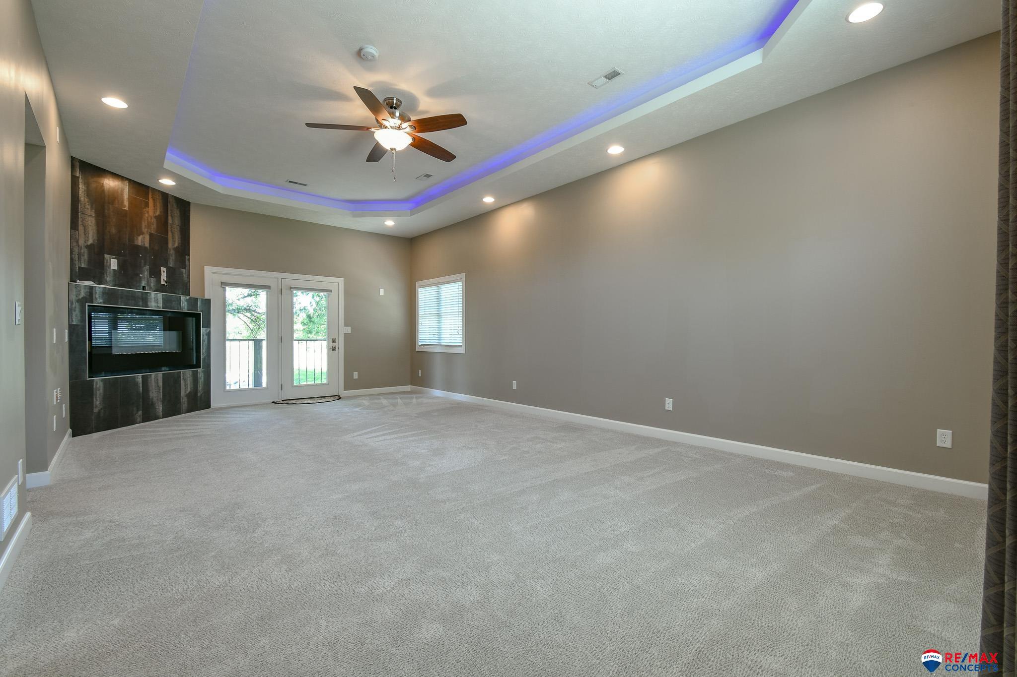 Lincoln, Nebraska, 68523, United States, 5 Bedrooms Bedrooms, ,5 BathroomsBathrooms,Residential,Active,1884993