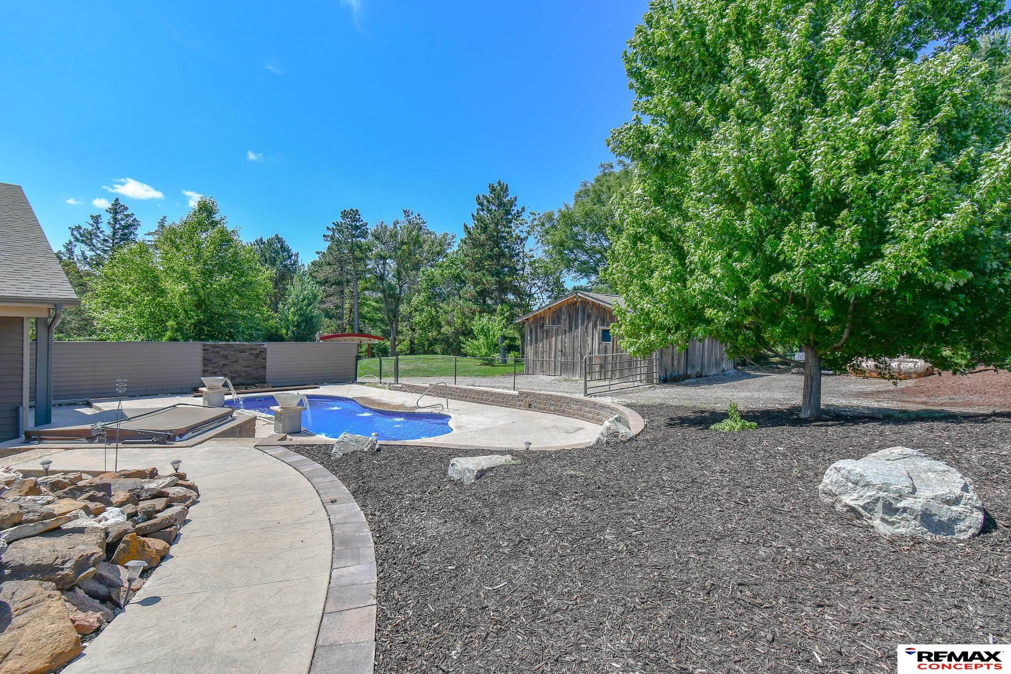 Lincoln, Nebraska, 68523, United States, 5 Bedrooms Bedrooms, ,5 BathroomsBathrooms,Residential,Active,1884993