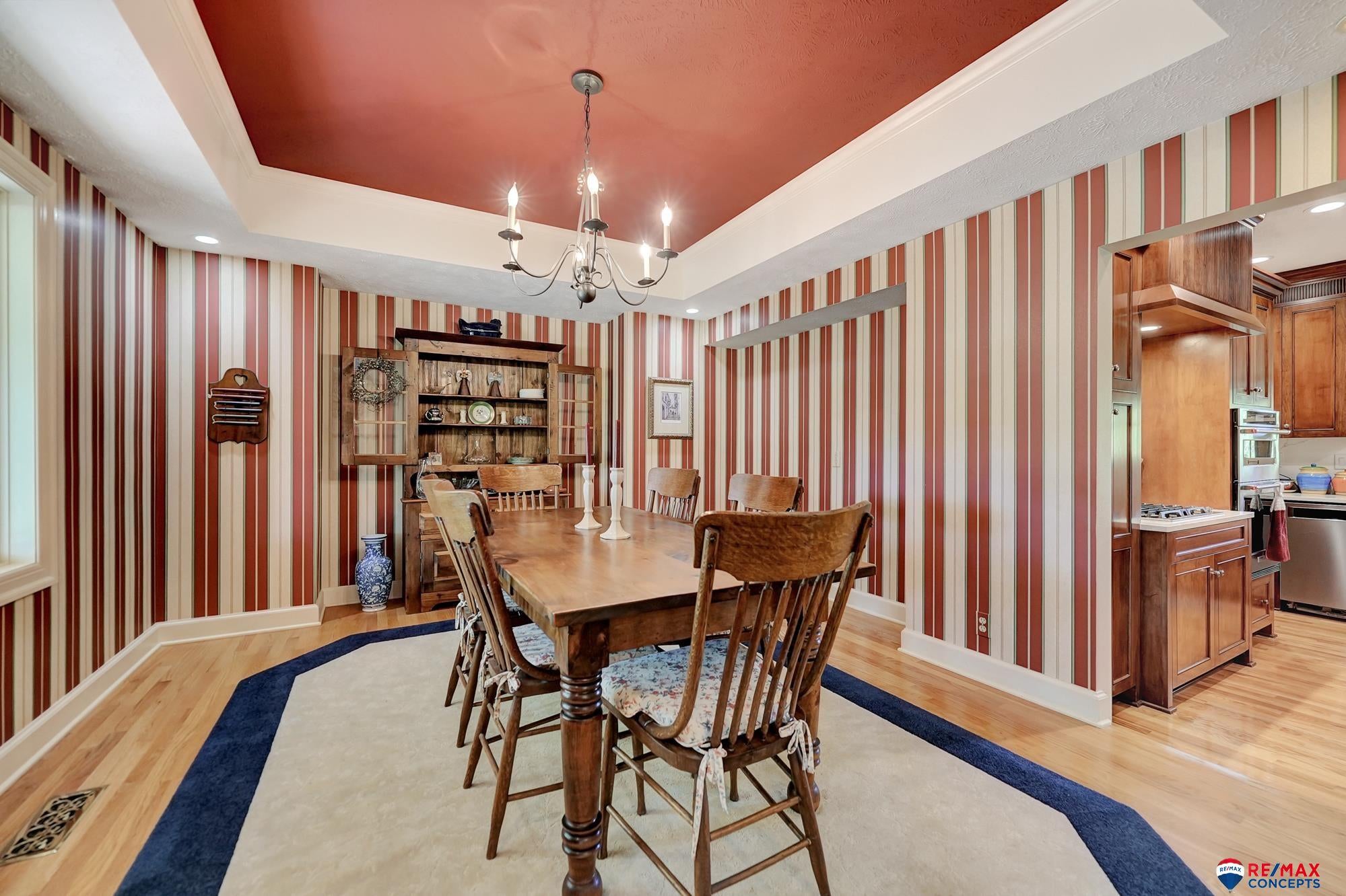 Lincoln, Nebraska, 68520, United States, 3 Bedrooms Bedrooms, ,5 BathroomsBathrooms,Residential,Active,1820460